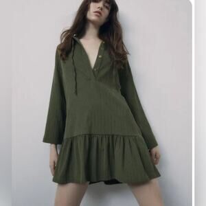 Zara Hoodie Long sleeve Green Dress